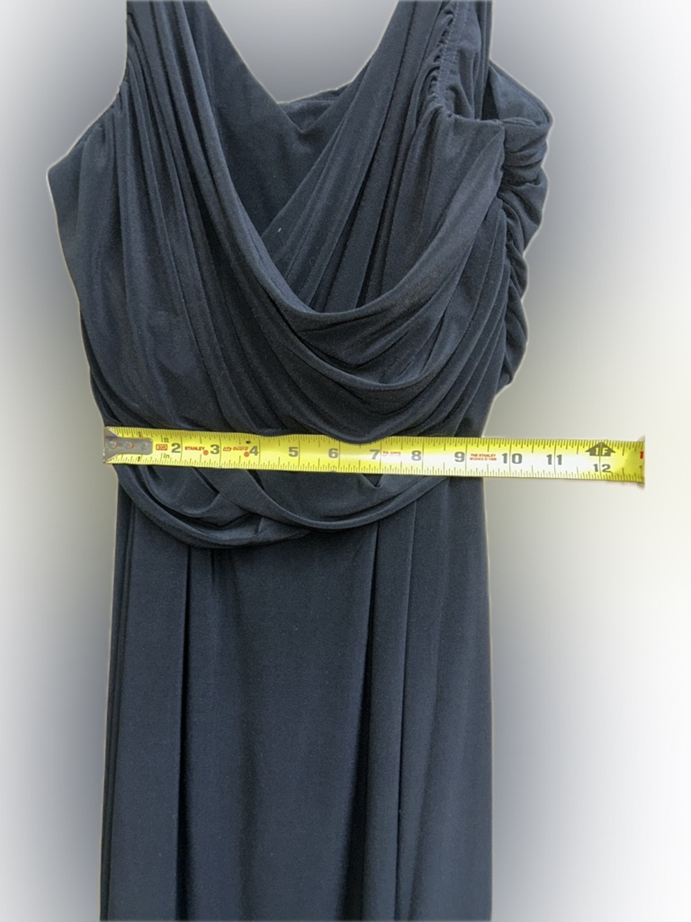 🔥5/$35🔥 Sandra Darren Black Midi Dress with Draped V-Neck | Size 14 - Picture 6 of 7